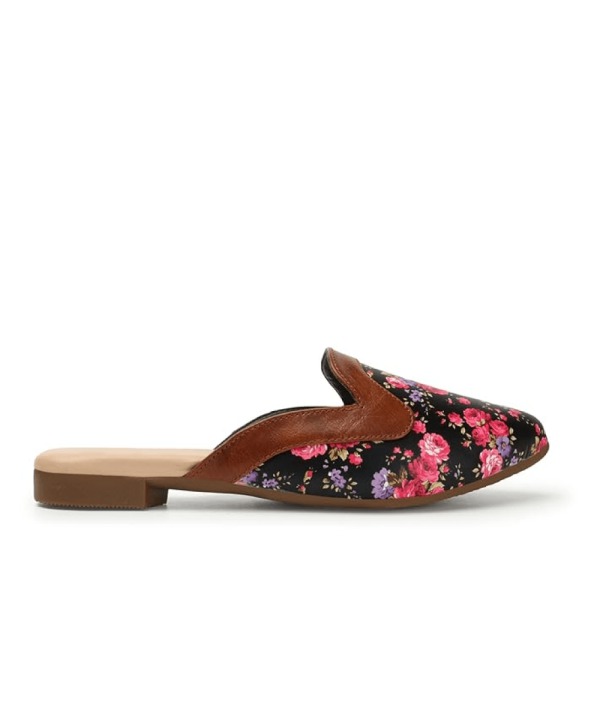 Mules Shoes and Sandals with Extra Comfort black 490