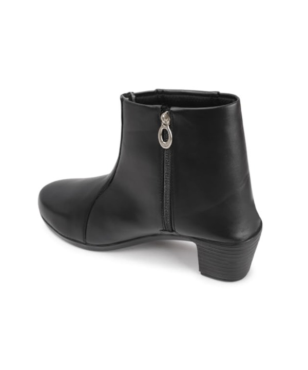 Stylish Women's Boots-138
