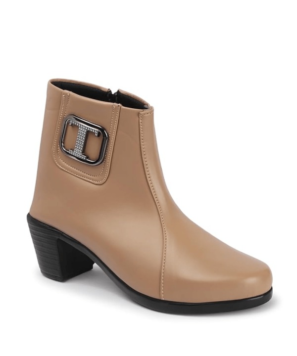 Stylish Women's Boots Beige 473
