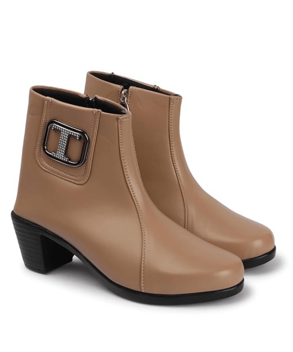 Stylish Women's Boots Beige 480