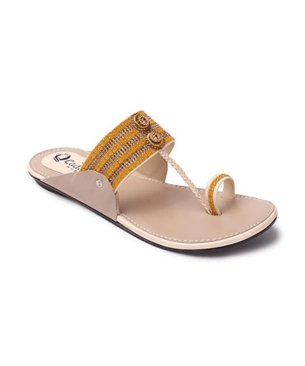 Women Stylish Kolhapuri Chappal 146