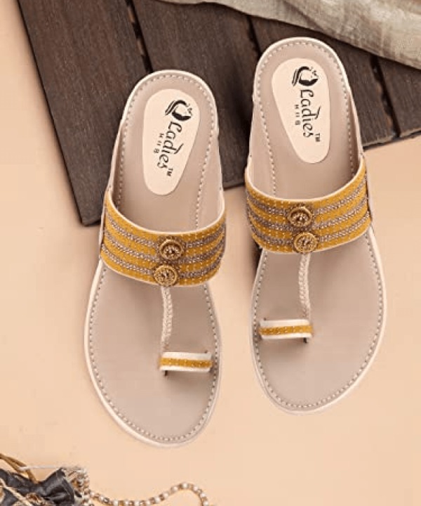 Women Stylish Kolhapuri Chappal 151