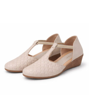 Mary Jane Shoes College Girls & Platform Heels Footwear for Casual, Formal Occasions – Cream Mary Jane Shoes College Girls & Platform Heels Footwear for Casual, Formal Occasions - Cream