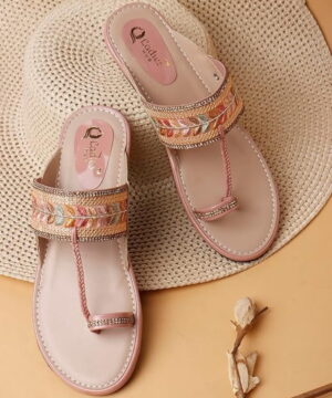 Kolhapuri Chappal for Women, Ethnic Toe ring Embroidered Floral Design Sandals, Open Toe Slippers, Slip-On Flats & Traditional Footwear - Peach