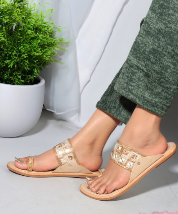 Stylish Slip-On Sandals, Comfortable Flat Heels Slippers - Beige--146 Stylish Slip-On Sandals, Comfortable Flat Heels Slippers - Beige--146