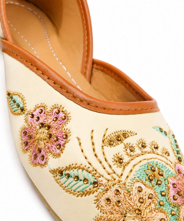 Punjabi Ethnic Flats Embroidered Slip On Wedding Party Casual Shoes - Beige-242 Punjabi Ethnic Flats Embroidered Slip On Wedding Party Casual Shoes - Beige-242